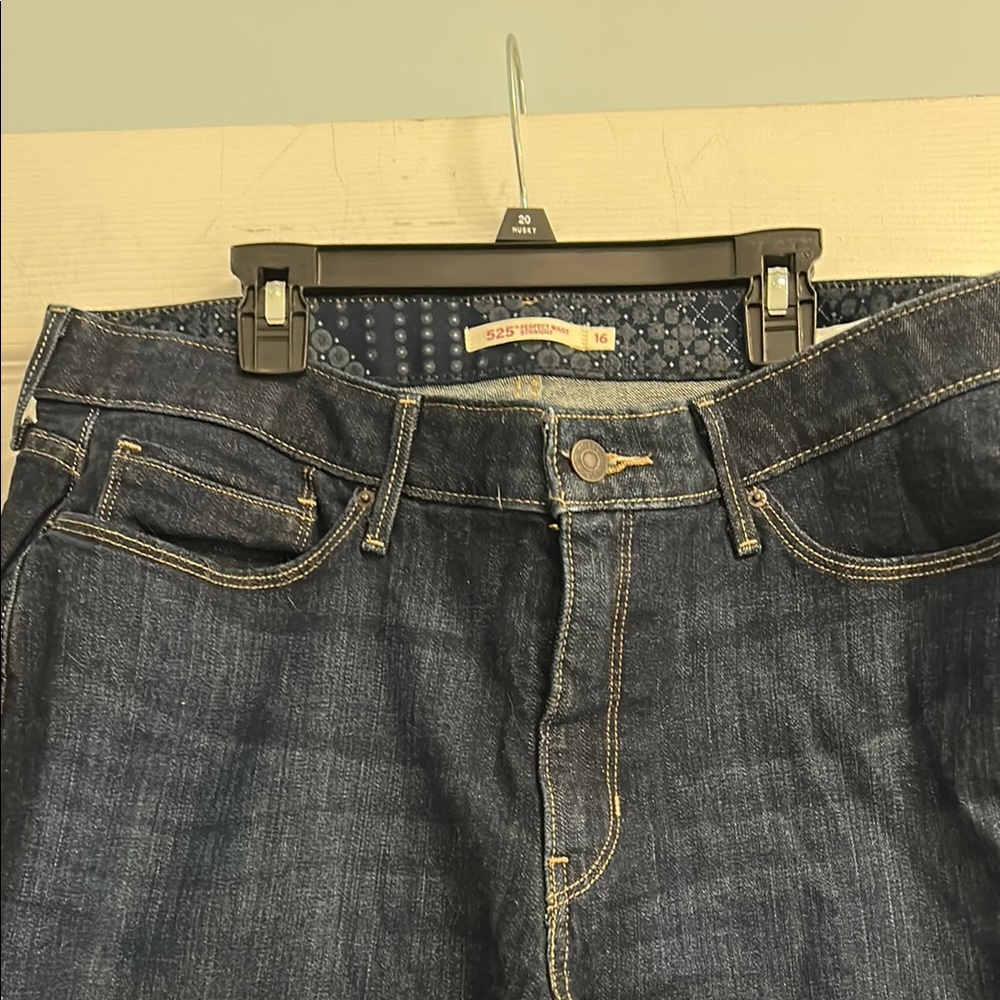 Levi's Dark Blue Straight Jeans. New/never worn without tags - Picture 3 of 16